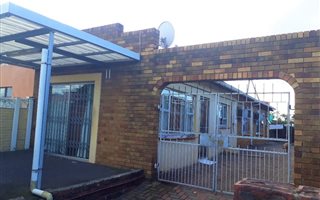 2 Bedroom House in Austerville