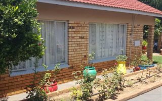 3 Bedroom House in Mountain View