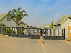 3 Bed Duplex in Bassonia