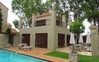 2 Bedroom Apartment in Strathavon