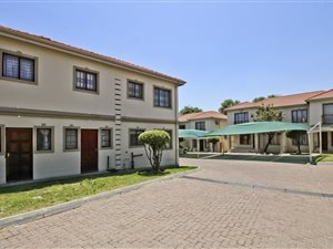 2 Bedroom Townhouse in Whitney Gardens
