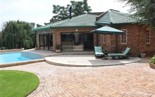 14 m² Farm in Rynfield AH