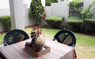 2 Bedroom Apartment in Sunninghill