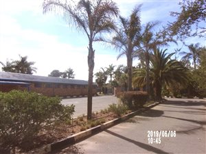 Commercial space in Glen Marais