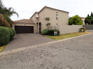 3 Bed House in Van Riebeeck Park