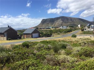 483 m² Land available in Franskraal