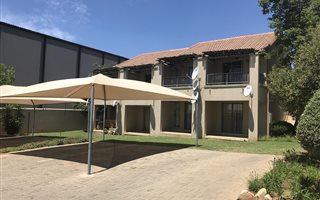 Bachelor apartment in Tijger Valley and surrounds
