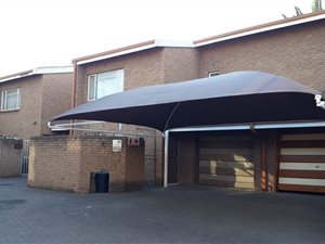 3 Bed Townhouse in Vereeniging Central