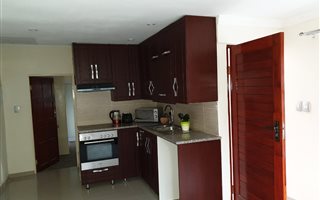1 Bedroom Garden Cottage in Norwood