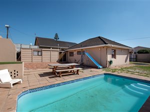 3 Bed House in Heathfield