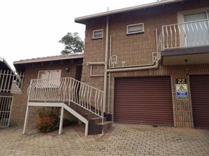 3 Bed Townhouse in Florida North