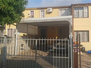 2 Bed Duplex in Stonebridge