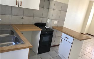 1 Bedroom Apartment in Rietvalleirand
