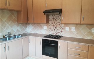 1 Bedroom Garden Cottage in Noordheuwel