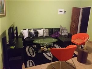 2 Bed Garden Cottage in Bramley