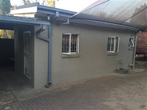 1 Bed Garden Cottage in Rietondale