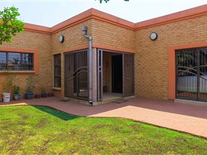 3 Bedroom House in Lenasia