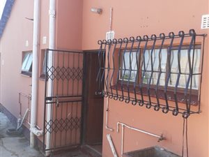 3 Bed House in Umlazi