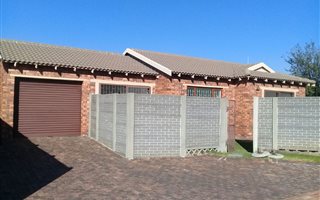 3 Bedroom Townhouse in Bergbron