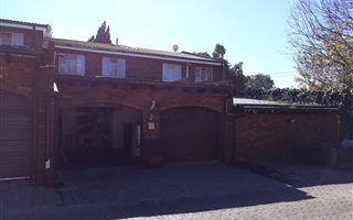 3 Bedroom Townhouse in Glenanda