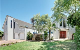 5 Bedroom House in Vierlanden