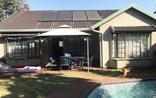 3 Bedroom House in Roseacre