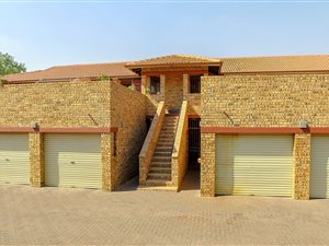 2 Bed Townhouse in Nimrod Park