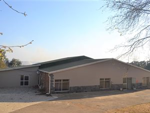 555 m² Industrial space in Underberg