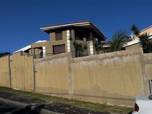 6 Bed House in Starwood