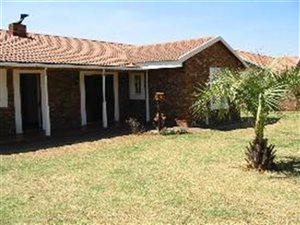 2 Bedroom House in Henley on Klip