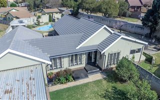 3 Bedroom House in Weltevreden Park