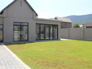 3 Bedroom House in Leloko