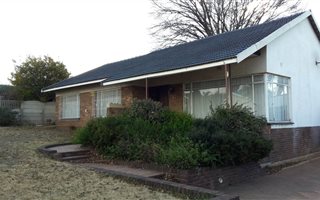 3 Bedroom House in South Hills