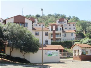 3 Bedroom Flat in Azaleapark