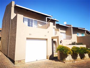 3 Bed Apartment in Malanshof