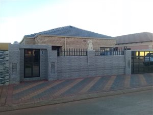 3 Bed House in Soweto Central