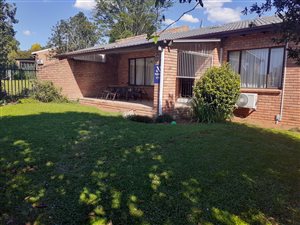 3 Bed Townhouse in Signal Hill