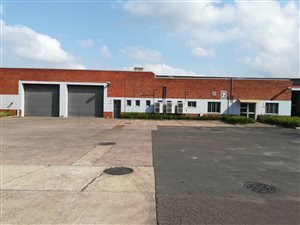 1396 m² Commercial space in New Germany