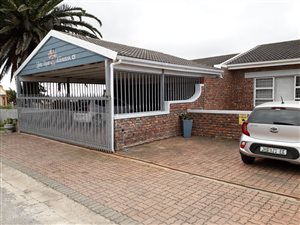 5 Bed House in Wavecrest