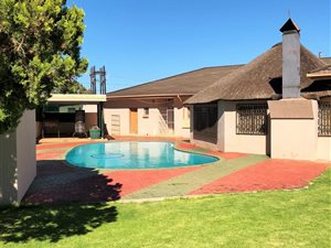 4 Bed House in Danielskuil
