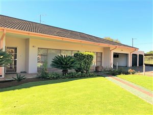 4 Bed House in Danielskuil