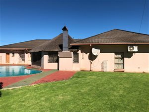 4 Bed House in Danielskuil