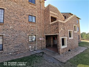 2 Bed Apartment in Chloorkop