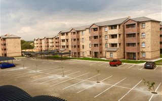 2 Bedroom Apartment in Heuweloord