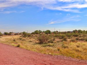 4.3 ha Land available in Tshwaragano