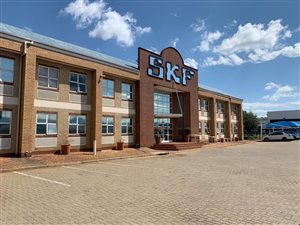 9600 m² Industrial space in Hughes