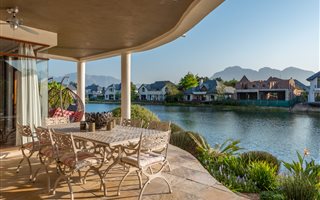 4 Bedroom House in Pearl Valley