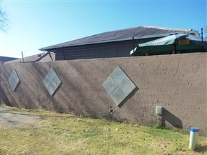 2 Bed House in Albertskroon