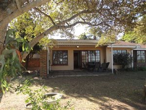 3 Bed Simplex in Highland Hills