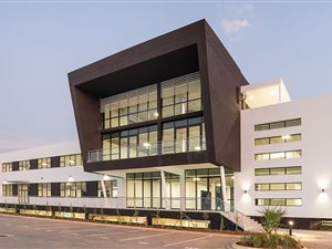 400 m² Office Space in Randpark Ridge
